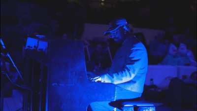 Live improvisation with Albert Richters